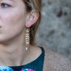 Verguld zilveren oorbellen met camee en pareltjes Diluca
