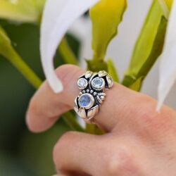 Rabinovich zilveren ring Water Lily maansteen
