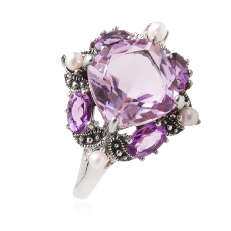 Zilveren ring met grote amethist en diverse kleine amethist en zaadpareltjes uit de Zilver.nl Home Collection