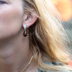Heide Heinzendorff bruine druppel aanhangers zilver