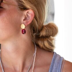Heide Heinzendorff vergulde vierkante aanhangers fuchsia