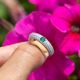 witgouden ring met smaragd en briljantjes