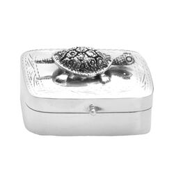 Zilver doosje met schildpad met markasietjes