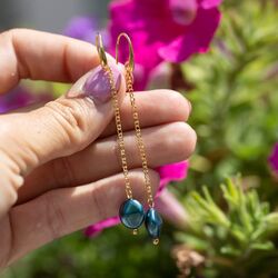 Spark vergulde oorbellen Thaiti groen crystal KWG5842TH