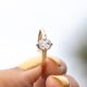 Liesbeth Busman 14 karaats geelgouden ring Icey Diamond 0.95 crt