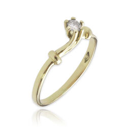 Gouden solitair ring met briljant gezet in twee handjes, occasion