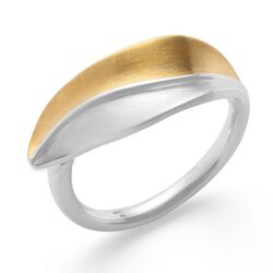 Bastian Inverun ring Statement Leaf