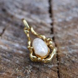 Gouden hanger barok pareltje