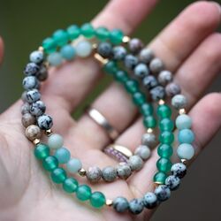 Heide Heinzendorff ketting blauwgroen aventurijn, jaspis en amazoniet 5 mm