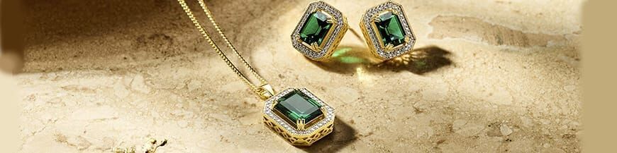 Gouden smaragd sieraden