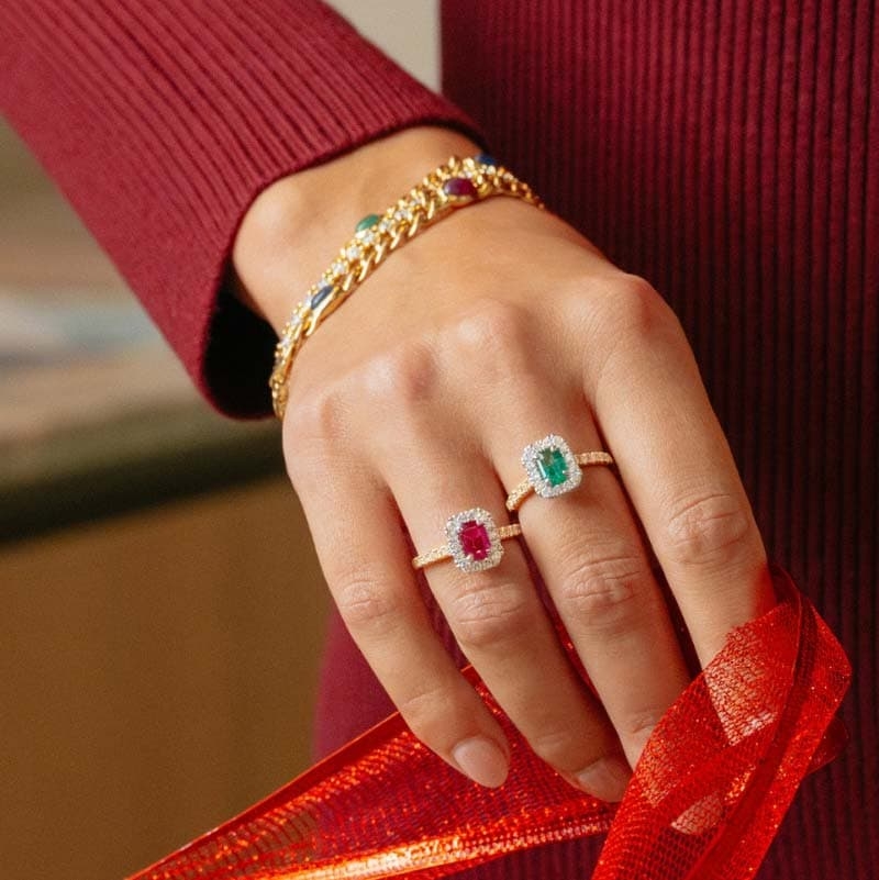 Sieraden, zilveren sieraden, gouden sieraden, antiek en nieuwe sieraden